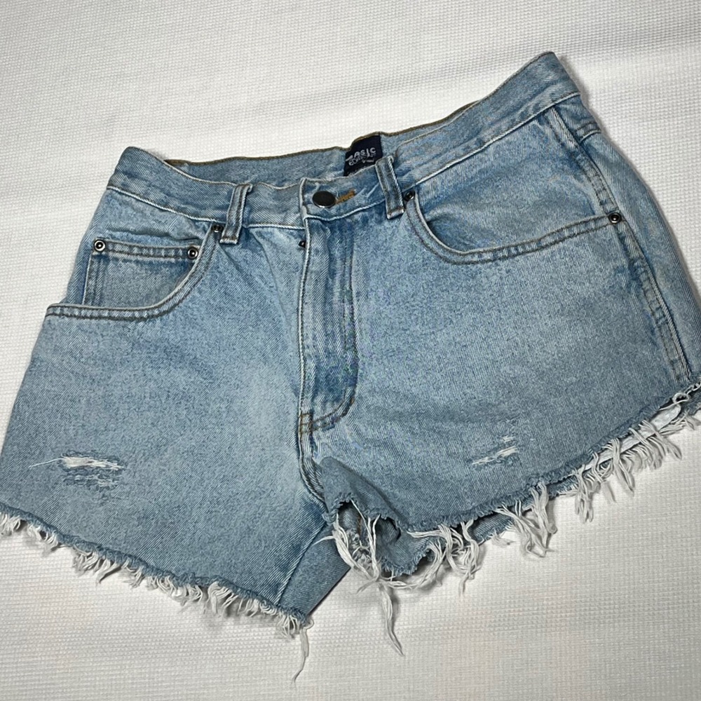 Basic Editions Light Wash Distressed Denim Cutoff Shorts High Waisted Frayed Hem